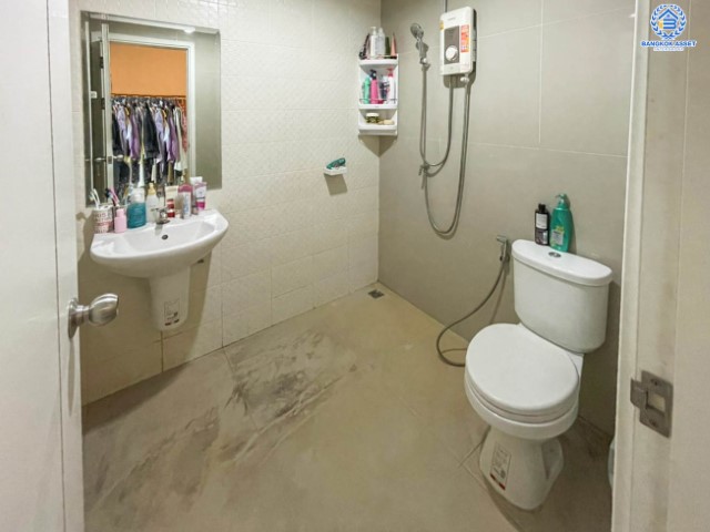 ทาวน์โฮมมือสองย่านนนทบุรี ม.พฤกษาวิลล์70 พระราม5-สิรินธร เนื้อที่ 19.80 ตร.ว.  ฟังก์ชัน 3 ห้องนอน 2 ห้องน้ำ บ้านสวยพร้อมเข้าอยู่ ใกล้สิ่งอำนวยความสะดวก บนทำเลที่ดี เชื่อมต่อถนน ราชพฤกษ์, นครอินทร์ ใกล้รถไฟฟ้าและทางด่วน  ราคาสุดคุ้มจองเลย!